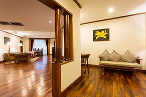 Empress Angkor Resort & Spa