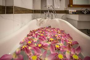 Empress Angkor Resort & Spa