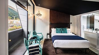 Queenstown Park Boutique Hotel