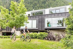 Queenstown Park Boutique Hotel