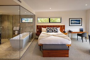 Queenstown Park Boutique Hotel