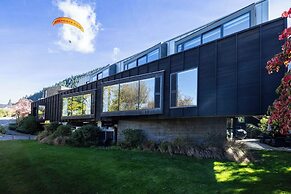 Queenstown Park Boutique Hotel