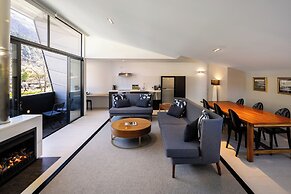 Queenstown Park Boutique Hotel