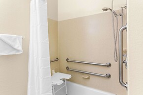 Comfort Suites Grayslake near Libertyville North