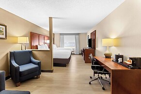Comfort Suites Grayslake near Libertyville North