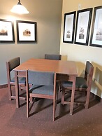 AmericInn by Wyndham Fargo Medical Center