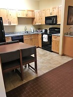 AmericInn by Wyndham Fargo Medical Center