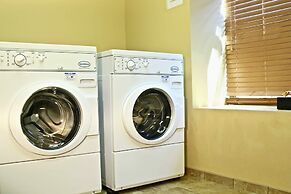 AmericInn by Wyndham Fargo Medical Center