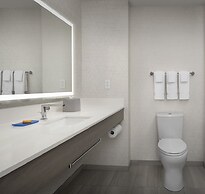 Holiday Inn Express & Suites Knoxville-Clinton by IHG