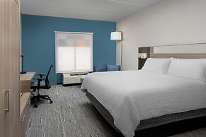 Holiday Inn Express & Suites Knoxville-Clinton by IHG