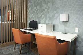 Holiday Inn Express & Suites Knoxville-Clinton by IHG