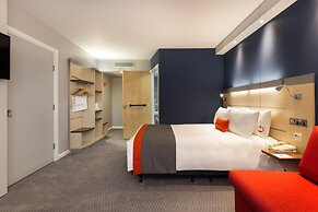 Holiday Inn Express London-Watford Junction by IHG