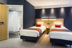 Holiday Inn Express London-Watford Junction by IHG
