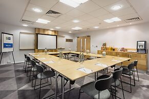 Holiday Inn Express London-Watford Junction by IHG