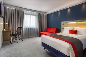 Holiday Inn Express London-Watford Junction by IHG
