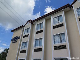 Microtel by Wyndham Batangas