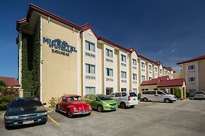 Microtel by Wyndham Batangas