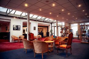 Grand Hôtel de Courtoisville