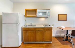 Extended Stay America Select Suites - Akron - South