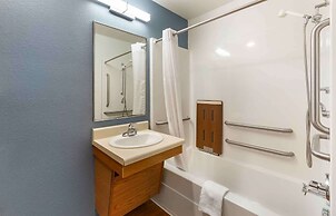 Extended Stay America Select Suites - Akron - South