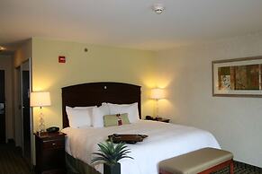 Hampton Inn & Suites Cleveland Mentor