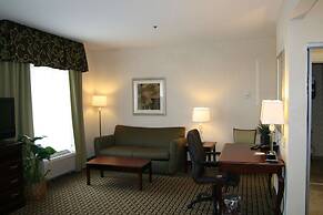 Hampton Inn & Suites Cleveland Mentor