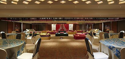 Grand Mercure Vadodara Surya Palace Hotel