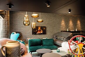 MOTEL ONE MÜNCHEN-WESTEND