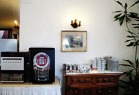 Don Pedro Hotel