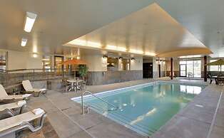 StoneCreek Lodge
