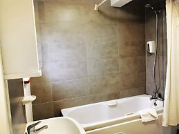 Bella Vista Hotel & Self Catering Suites