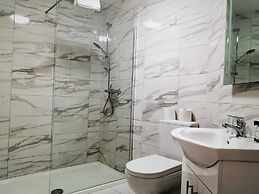 Bella Vista Hotel & Self Catering Suites