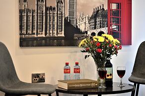 Bella Vista Hotel & Self Catering Suites