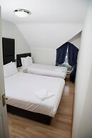 Bella Vista Hotel & Self Catering Suites