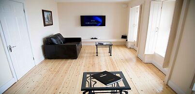 Bella Vista Hotel & Self Catering Suites