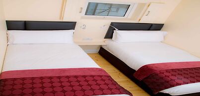 Bella Vista Hotel & Self Catering Suites