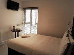 Bella Vista Hotel & Self Catering Suites