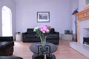 Bella Vista Hotel & Self Catering Suites