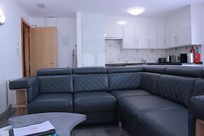 Bella Vista Hotel & Self Catering Suites