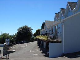 Bella Vista Hotel & Self Catering Suites