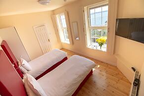 Bella Vista Hotel & Self Catering Suites