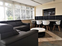 Bella Vista Hotel & Self Catering Suites