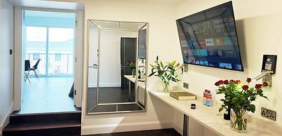 Bella Vista Hotel & Self Catering Suites