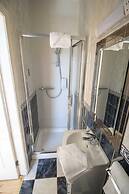 Bella Vista Hotel & Self Catering Suites