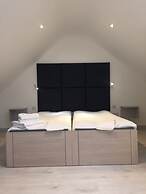 Bella Vista Hotel & Self Catering Suites