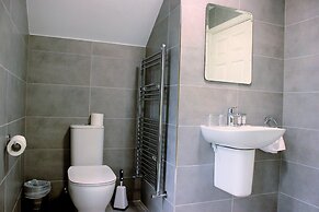 Bella Vista Hotel & Self Catering Suites