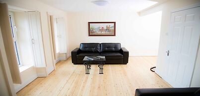 Bella Vista Hotel & Self Catering Suites