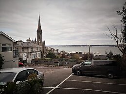 Bella Vista Hotel & Self Catering Suites