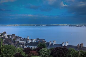 Bella Vista Hotel & Self Catering Suites