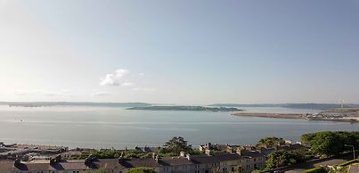 Bella Vista Hotel & Self Catering Suites